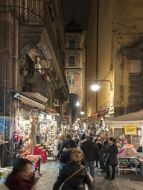 La Piazza Al Vomero Napels Kamer foto