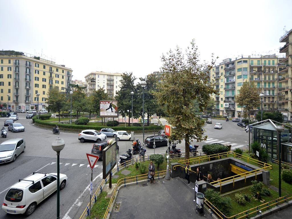La Piazza Al Vomero Napels Buitenkant foto