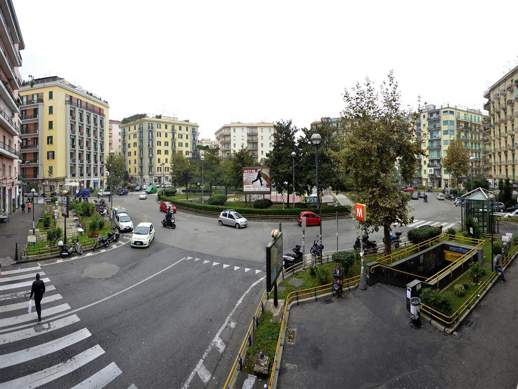 La Piazza Al Vomero Napels Buitenkant foto