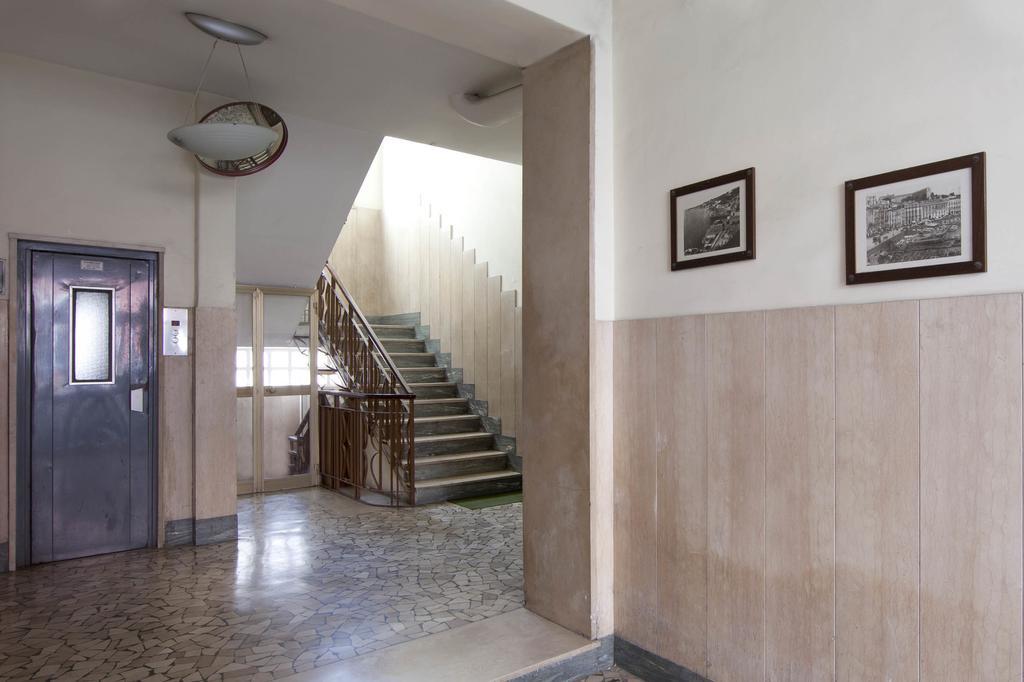 La Piazza Al Vomero Napels Buitenkant foto